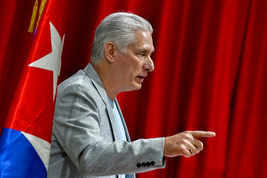 Díaz-Canel carga contra la Díaz-Canel