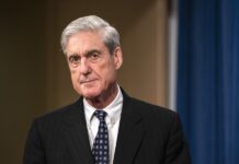 Muere Robert Mueller, exdirector del FBI que investigó a Trump por la supuesta trama rusa Former FBI director and special counsel Robert Mueller passes away at 81