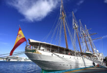 Llegada del buque Juan Sebastián de Elcano a San Juan