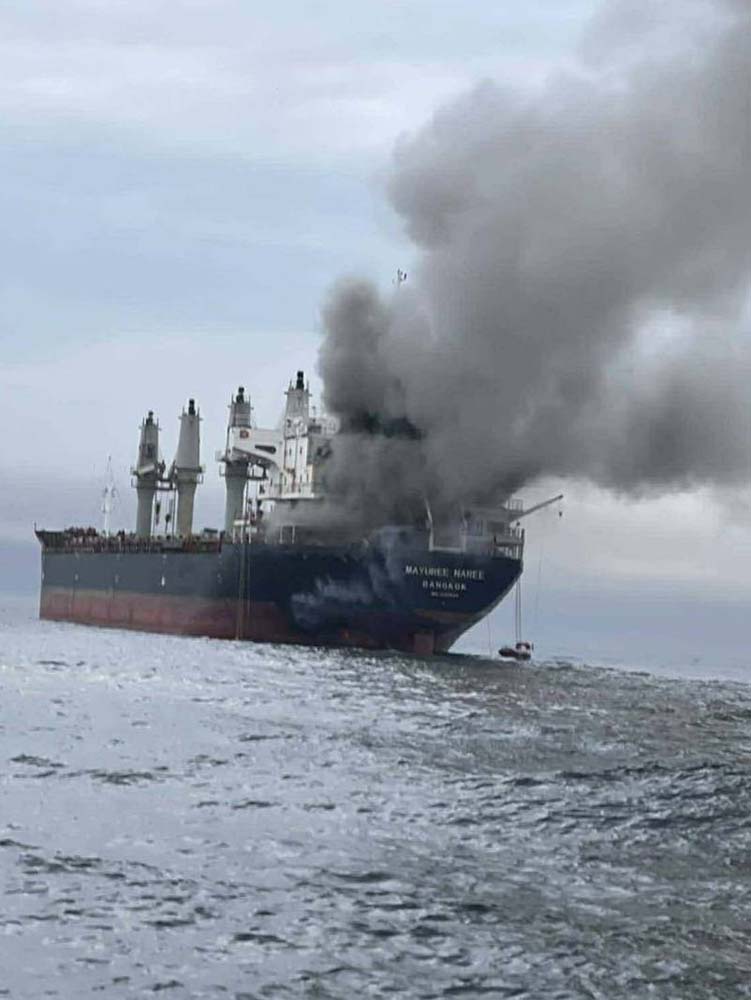 UKMTO informa de 3 barcos alcanzados por proyectiles en Ormuz y alrededores &uacute;ltimas horas