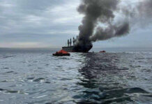 Trump anuncia que ha destruido 10 barcos minadores iraníes en el estrecho de Ormuz