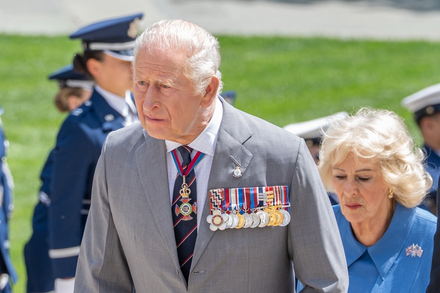 Carlos III y Camila visitan el Cementerio de Arlington, en Estados Unidos