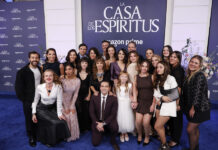 Integrantes del elenco de la serie 'La Casa de los Espíritus'