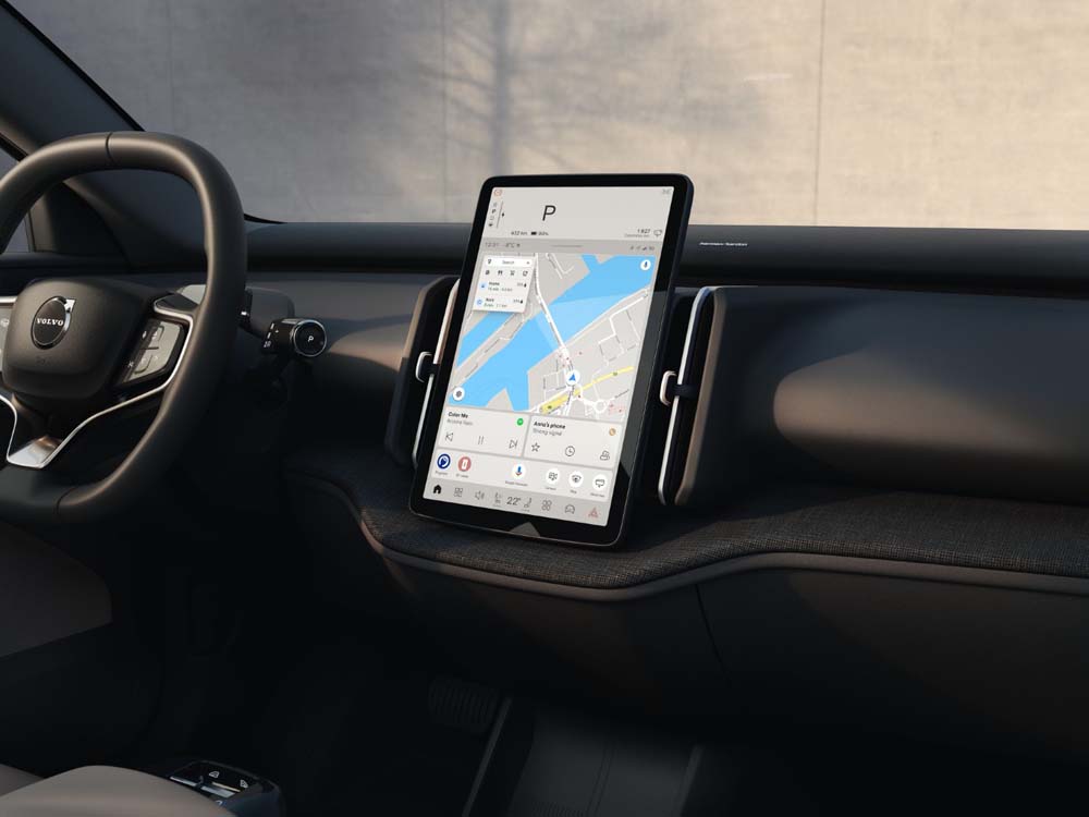 JPG Full-BL352_Interior_CSD_Interface_ROW