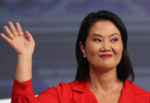 Fujimori se perfila ganadora de la segunda vuelta de Perú con el 52% de los votos y más del 50% escrutado Keiko Fujimori