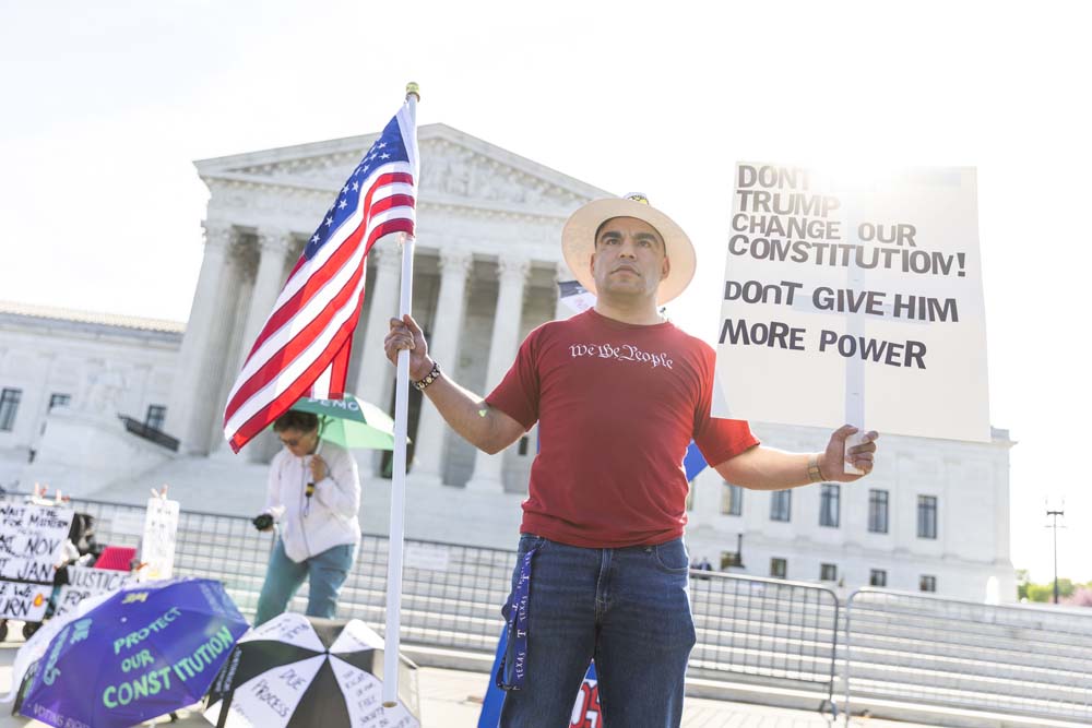 Supreme Court hears oral arguments in birthright citizenship case