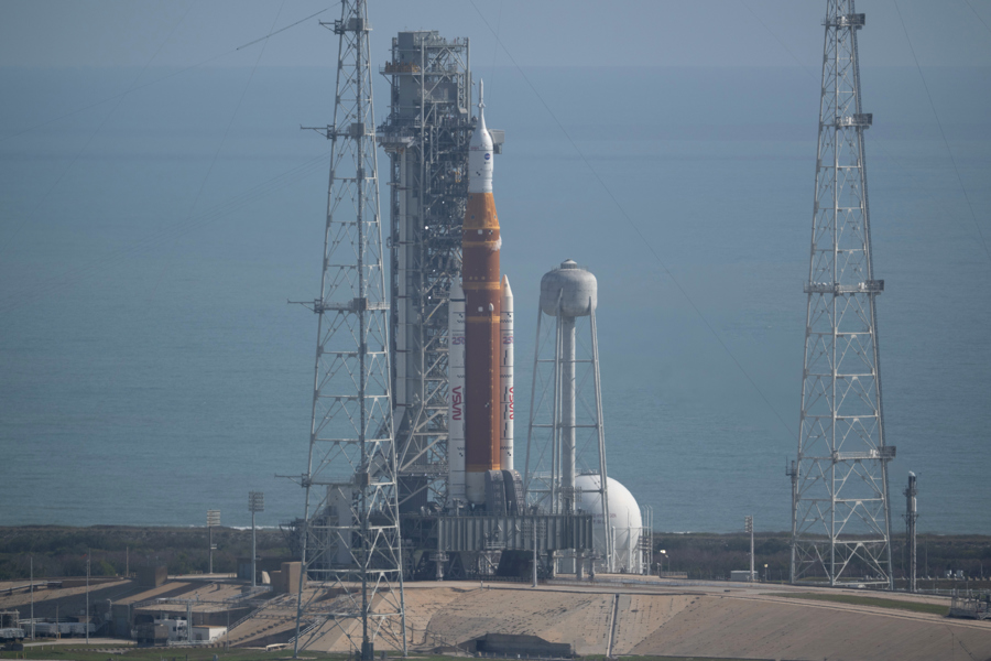La NASA comienza la carga de combustible del cohete de Artemis II para su lanzamiento