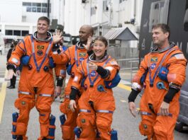 Artemis II hace historia con una mujer, un afroamericano y un canadiense en órbita lunar