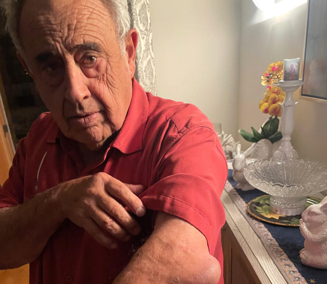 El dueño de un negocio demanda al Gobierno de EE.UU. tras lesiones en redada migratoria Rafie Shouhed quien demandó este jueves por 50 millones de dólares al Gobierno del presidente Donald Trump,