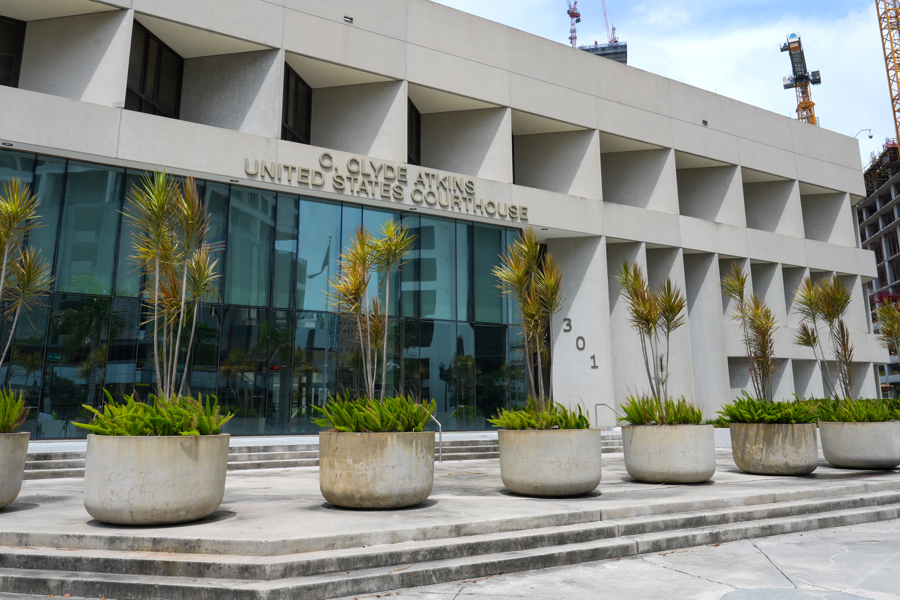 Acusan a Alex Saab de lavado de dinero en una corte de Miami tras su deportación tribunal de Miami