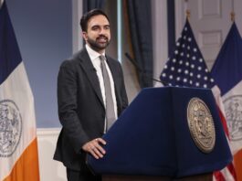 Mamdani y gobernadora de Nueva York acuerdan más fondos para cerrar déficit presupuestario NYC mayor Zohran Mamdani presents a fiscal year executive budget
