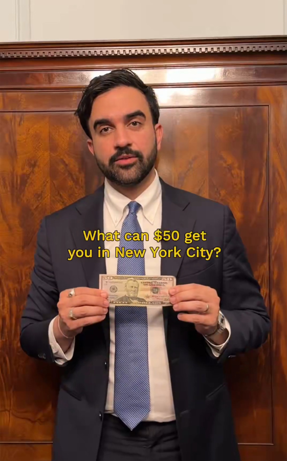 Zohran Mamdani, haciendo el anuncio de un sorteo de 1.000 entradas para residentes de la ciudad para ver partidos del Mundial de Fútbol 2026