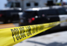 Al menos cinco muertos, dos de ellos los tiradores, en ataque a una mezquita en San Diego