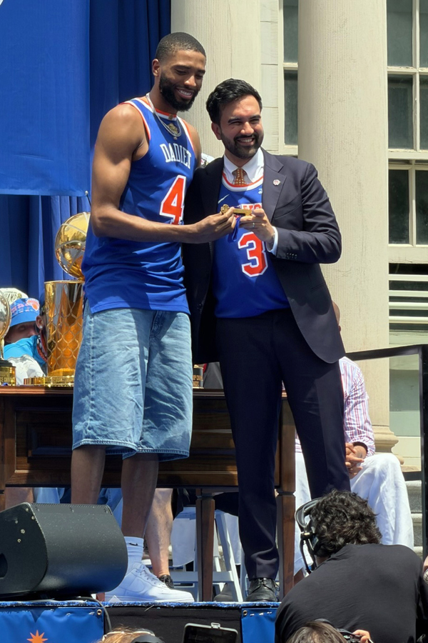 Mamdani en la celebración de los Knicks: "Cuando nos dicen que algo es imposible, ganamos"