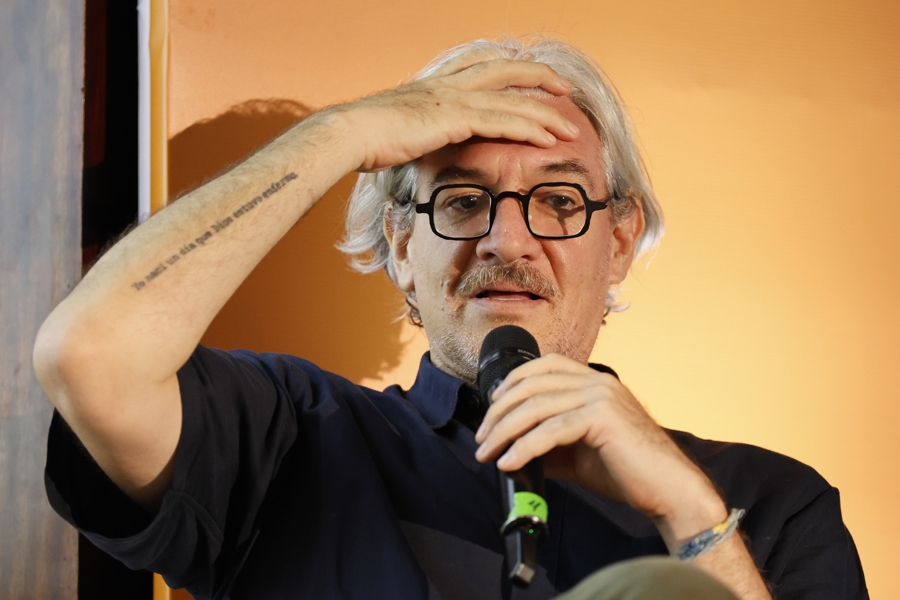 Emiliano Monge