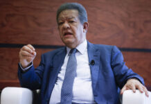 Expresidente dominicano defiende a Trump: Cualquier país tiene derecho soberano a deportar Leonel Fernández