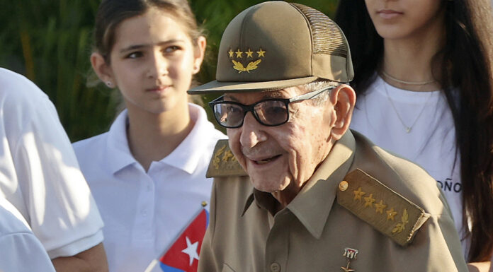 Juez ordena el arresto de Raúl Castro por el derribo de avionetas de EE.UU. El cumpleaños 95 de Raúl Castro, centro de la agenda en una Cuba con una crisis extrema
