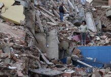Estados Unidos despliega equipos de rescate en Venezuela tras los terremotos El grito de auxilio en una ciudad devastada en Venezuela que espera por rescatistas