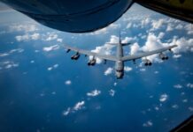 Bombarderos de EEUU hacen demostraciones de ataques en Caribe ante tensión con Venezuela