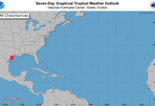La tormenta Arthur, la primera del Atlántico, se forma frente a las costas de Texas