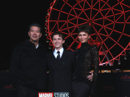 La telaraña de Tom Holland y Zendaya atrapa a los aficionados de Spider-Man en México Alfombra roja de 'Spider-Man: Un nuevo día' en Ciudad de México