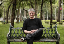 Enrique Díaz: "La cara más brutal del poder está en los centros de detención a migrantes" El ensayista mexicano Enrique Díaz Álvarez