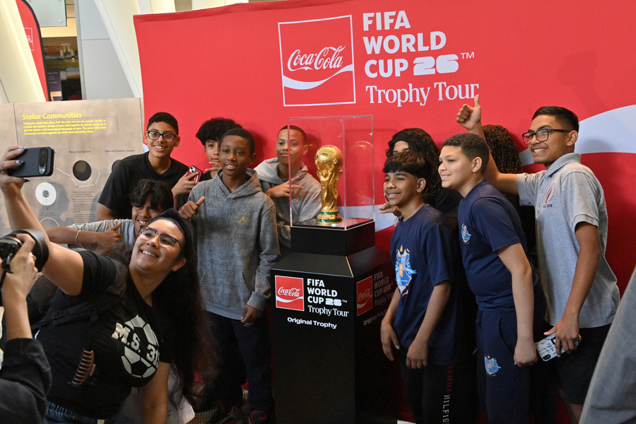 Más de 21.000 jóvenes latinos se capacitan para la industria deportiva con el Mundial 2026 Más de 21.000 jóvenes latinos se capacitan para la industria deportiva con el Mundial 2026