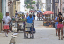 EE.UU. sanciona a nueve entidades y dos funcionarios cubanos por evasión y represión A cinco años del 11J, una Cuba en crisis sigue a la espera de cambios económicos profundos
