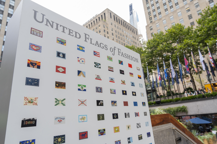 La moda celebra en Nueva York los 250 años de independencia de EE.UU. con nuevas banderas