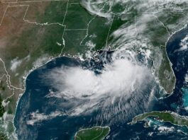 Se forma la tormenta tropical Dolly en el Atlántico central sin riesgo por ahora en tierra