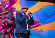 Juan Luis Guerra se reencuentra con Galicia en una noche caribeña un año tras la tormenta