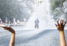 Millones de estadounidenses permanecen bajo alertas de calor y lluvias intensas