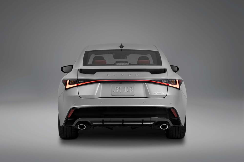 2026_LEXUS_IS350_020_UPDATE