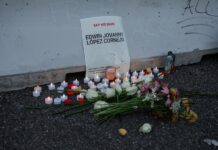 Activistas denuncian "mentiras de ICE" tras muerte de salvadoreño detenido en Nueva Jersey Vigil following death of immigration detainee at Delaney Hall Detention Facility