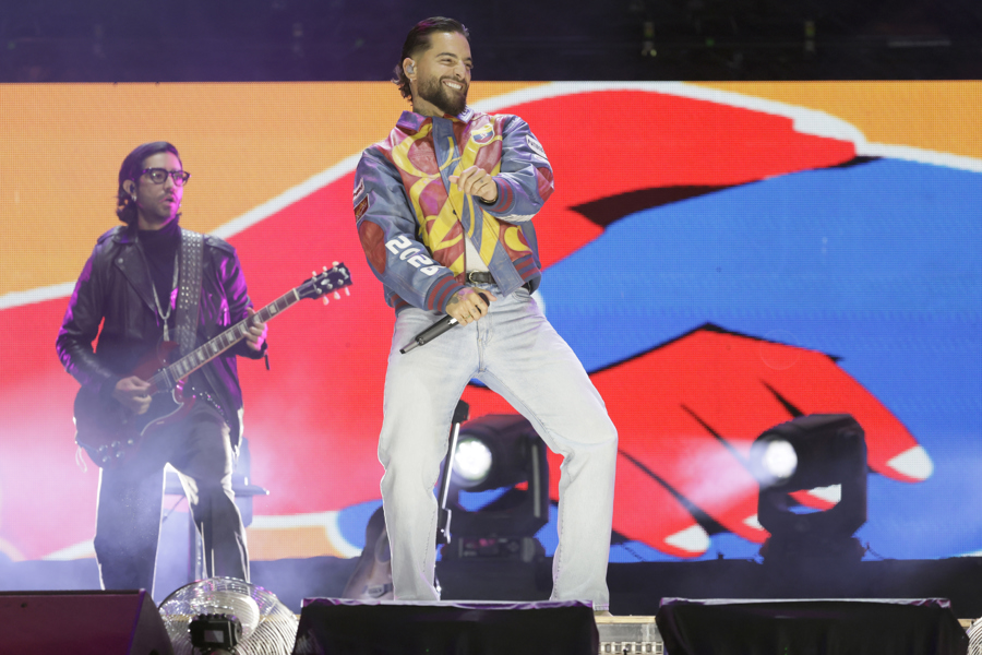Maluma.