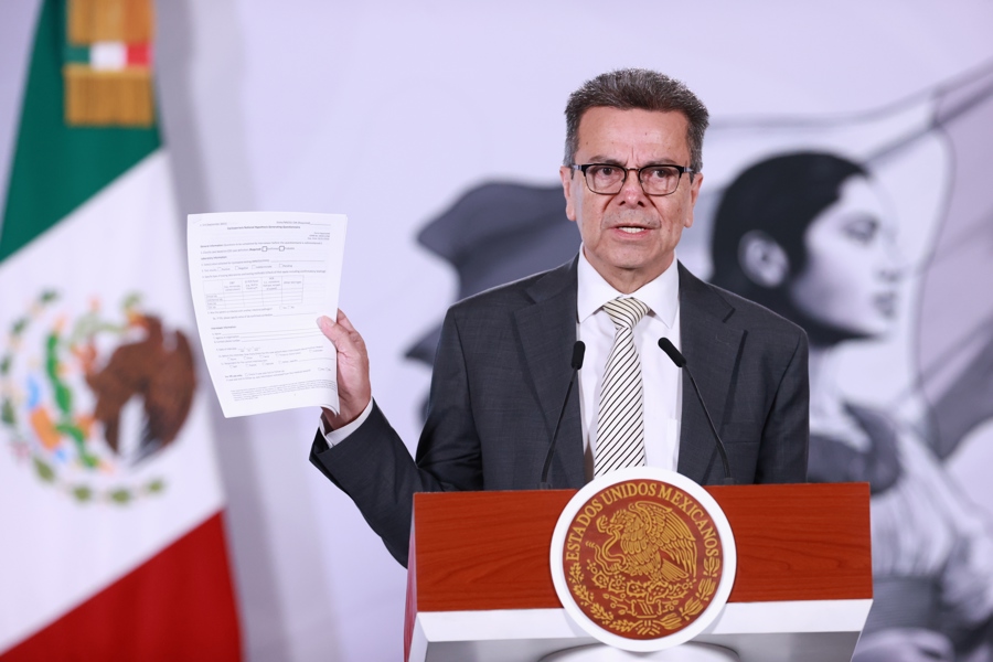 México insiste que no hay prueba que su lechuga causara brote de ciclosporiasis en EE.UU. El comisionado federal para la Protección contra Riesgos Sanitarios, Víctor Hugo Borja