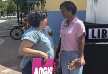 La representante estatal por Jacksonville (Florida) Angie Nixon