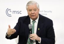 Rebautizan base militar en Carolina del Sur en honor al fallecido senador Lindsey Graham US Senator Lindsey Graham dies at 71