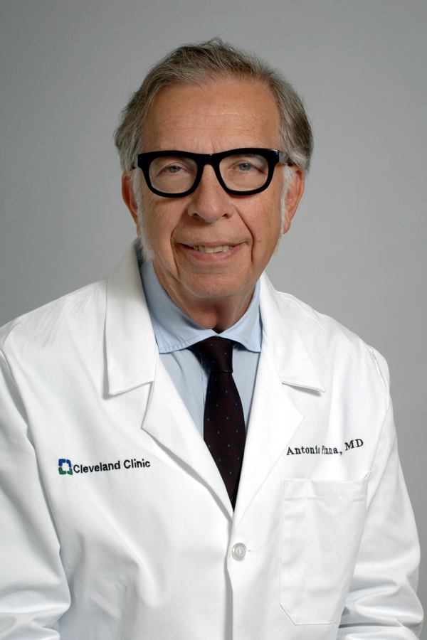 director del Centro de Trasplantes Abdominales y del programa de Trasplante Hepático con Donante Vivo de Cleveland Clinic Weston, Antonio Pinna,