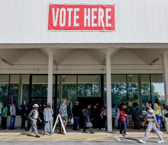 Nuevo mapa electoral de Alabama pone en jaque a congresista demócrata y minoría negra voto-anticipado
