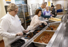 Peligran los menús saludables que reparte Medicaid CommunityServings_01