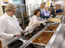 Peligran los menús saludables que reparte Medicaid CommunityServings_01