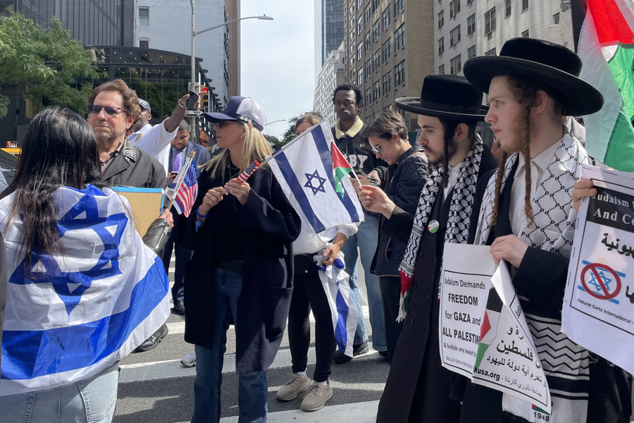 Protestan en Nueva York contra Netanyahu en la Asamblea General: "La ONU me da verg&uuml;enza"