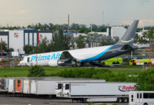 Un avión de carga de Amazon se estrella en el aeropuerto de Miami