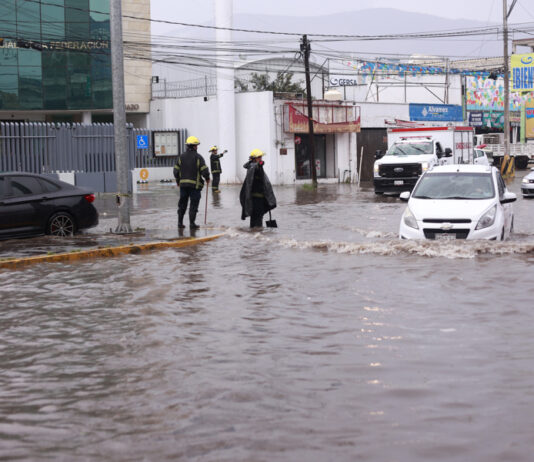 Marie se convierte en huracán categoría 1 mientras se acerca al noroeste de México