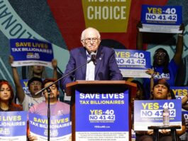US Senator Bernie Sanders speaks at rally in Los Angeles