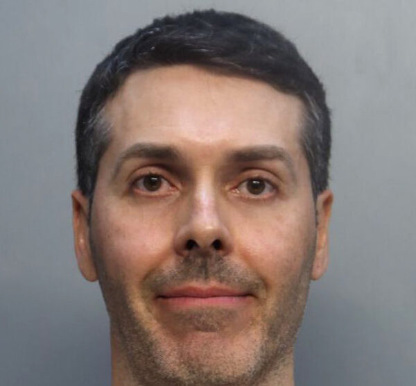 Arrestan en Miami a brasileño que fingió ser agente del ICE durante votación presidencial