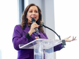 La presidenta de 50más1 Internacional, María Elena Orantes