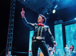 Pedro Fernández celebra la llegada de su música mexicana a públicos no latinos en EEUU Pedro Fernández