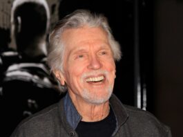 Muere a los 93 años Tom Skerritt, estrella de 'Alien' y 'Top Gun'